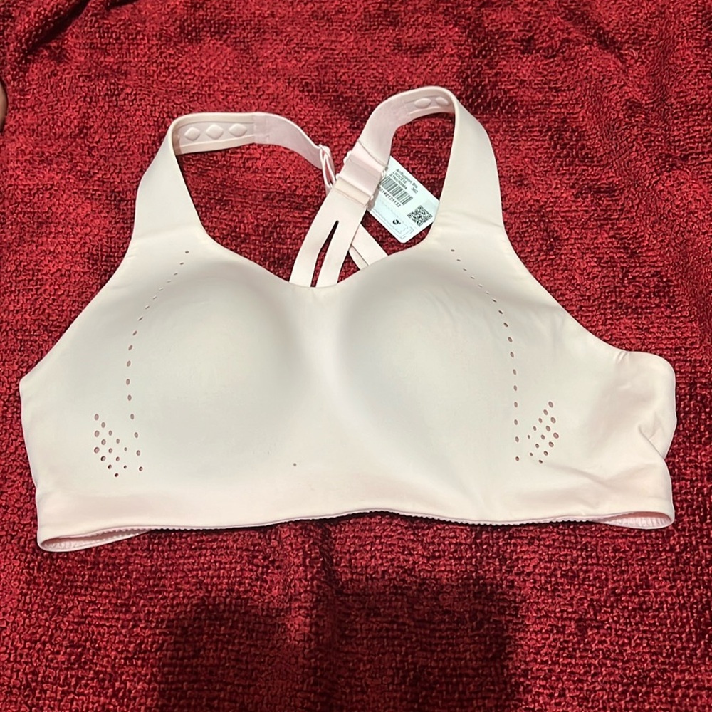 NWT LULULEMON AirSupport Bra Strawberry Milkshake